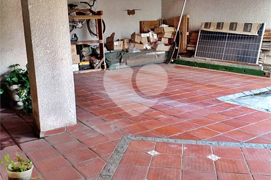 Sobrado à venda com 4 quartos, sendo 3 suítes, em Tremembé, São Paulo, SP