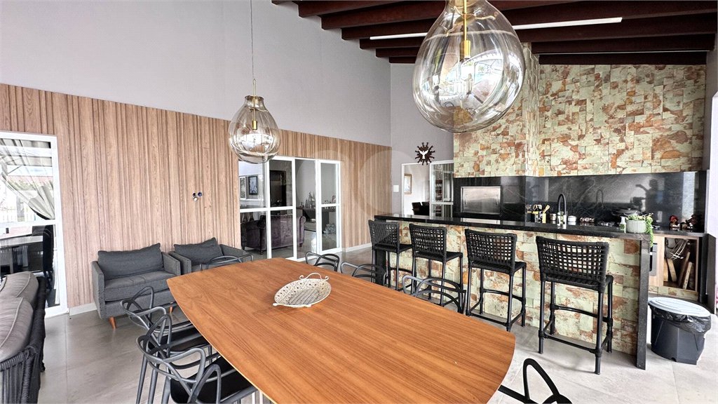 Casa à venda com 3 suítes no Centro-norte, Várzea Grande, MT