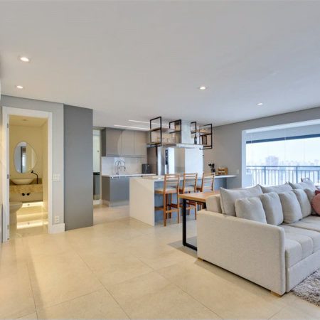 Apartamento à venda com 2 suítes em Santo Amaro, São Paulo, SP