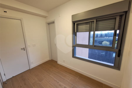 Apartamento à venda com 3 suítes em Sumarezinho, São Paulo, SP