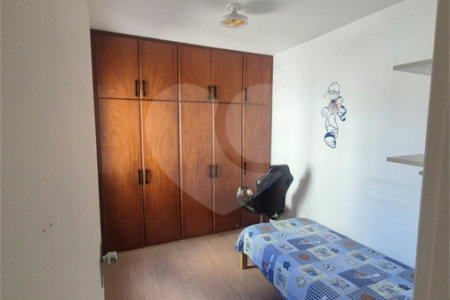 Apartamento à venda com 3 quartos, sendo 1 suíte,  em Parque Santana, Mogi das Cruzes, SP