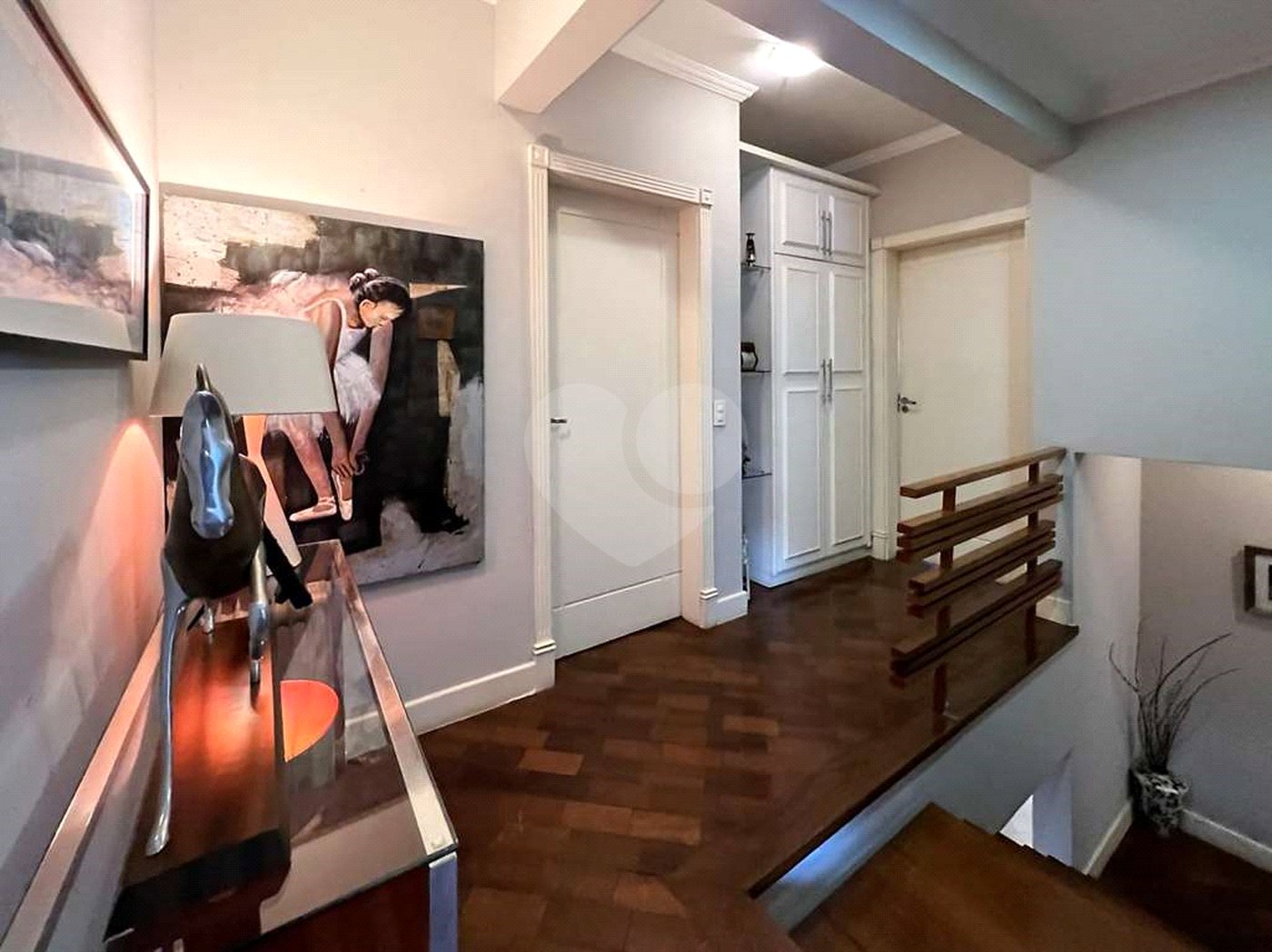 Casa à venda com 4 suítes em Vila Santo Antônio, Cotia, SP