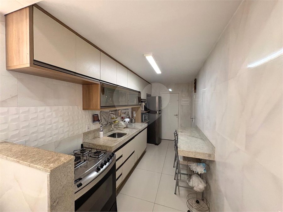 Apartamento à venda com 3 quartos, sendo 1 suíte,  em Lagoa, Rio de Janeiro, RJ