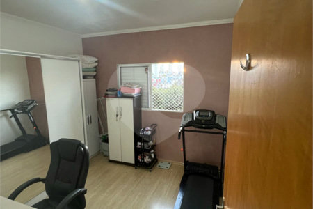 Sobrado à venda com 3 quartos, sendo 1 suíte, em Parque Vitória, São Paulo, SP