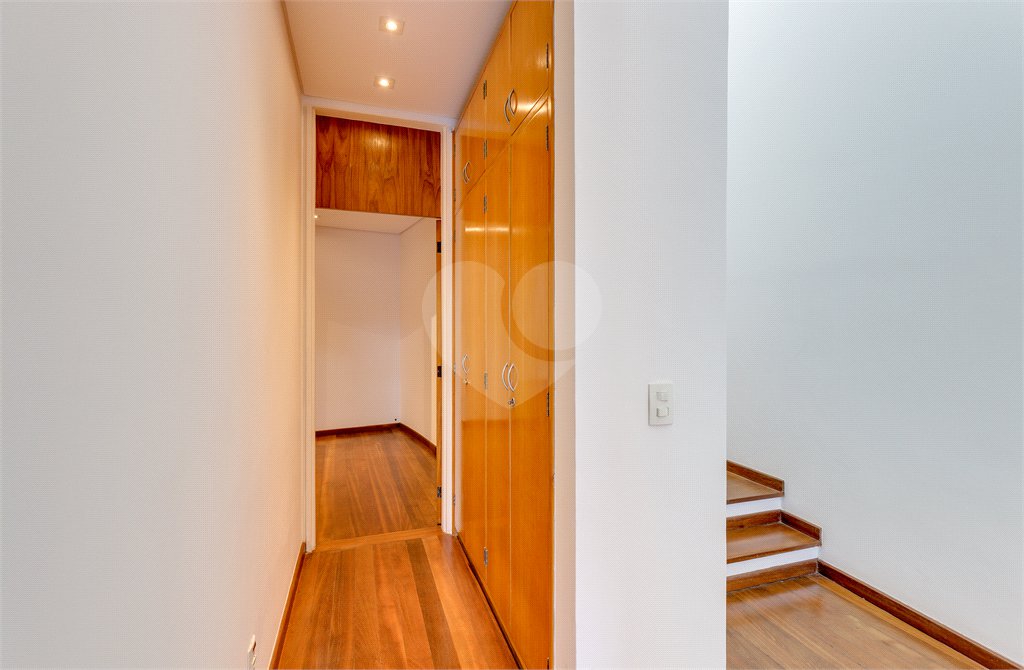 Casa Térrea à venda com 3 quartos, sendo 1 suíte, em Granja Julieta, São Paulo, SP
