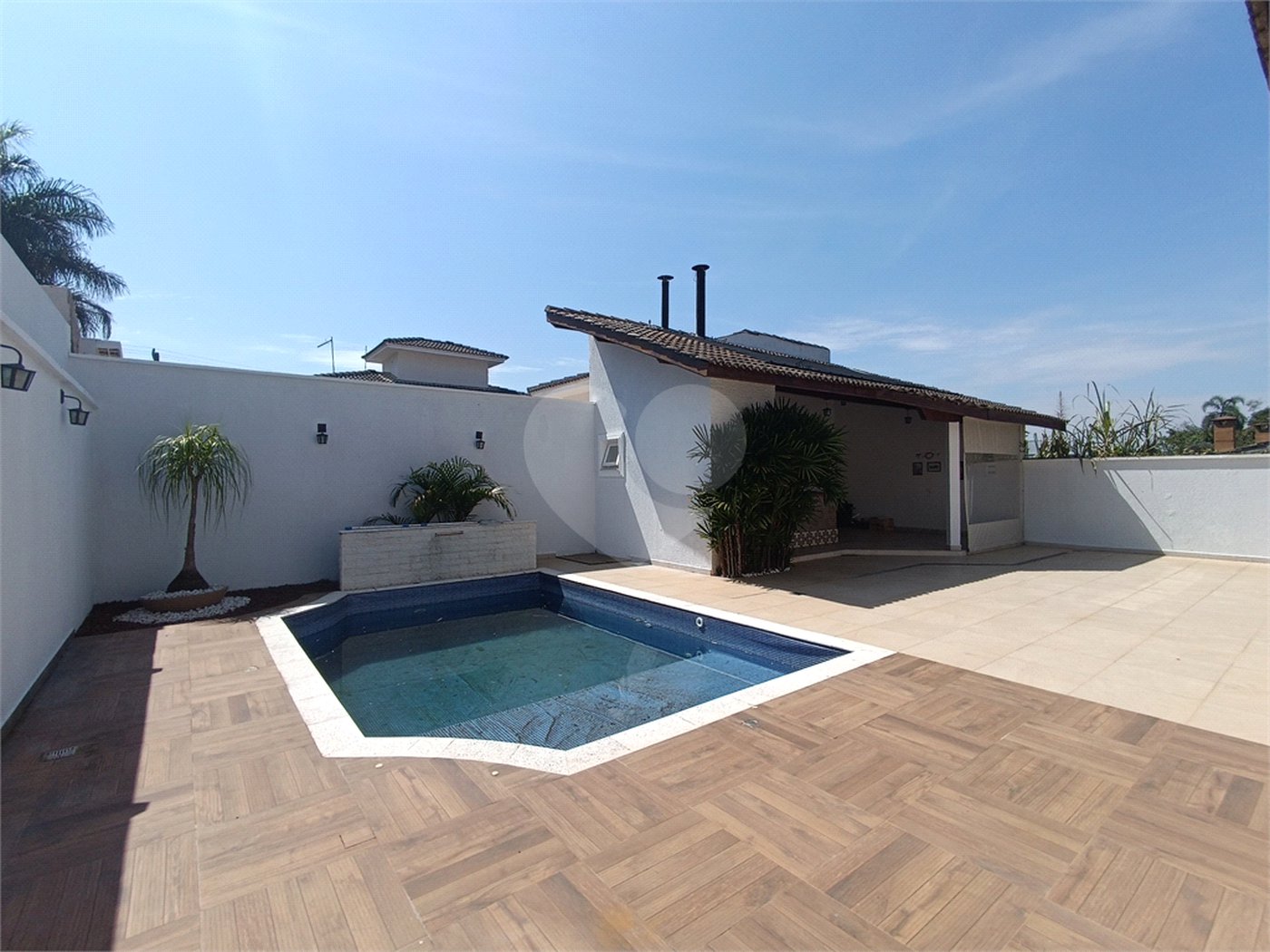 Casa à venda com 4 quartos, sendo 2 suítes, no condomínio Terras de Santa Adélia, Vargem Grande Paulista - SP