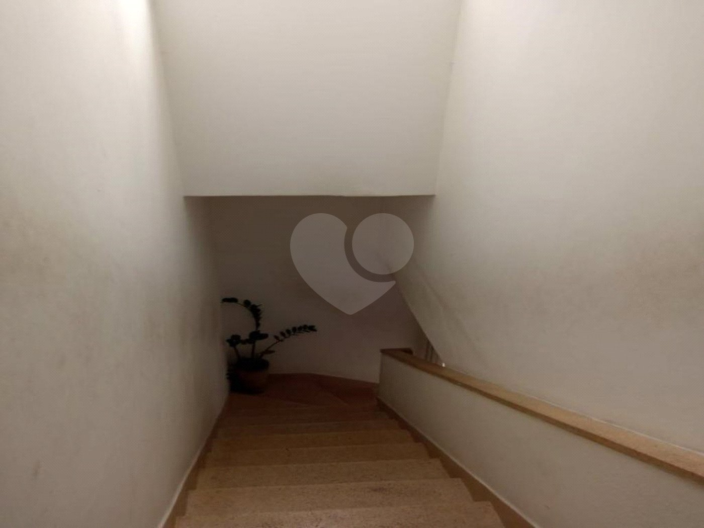 Casa à venda com 6 quartos em Vila Ipojuca, São Paulo, SP