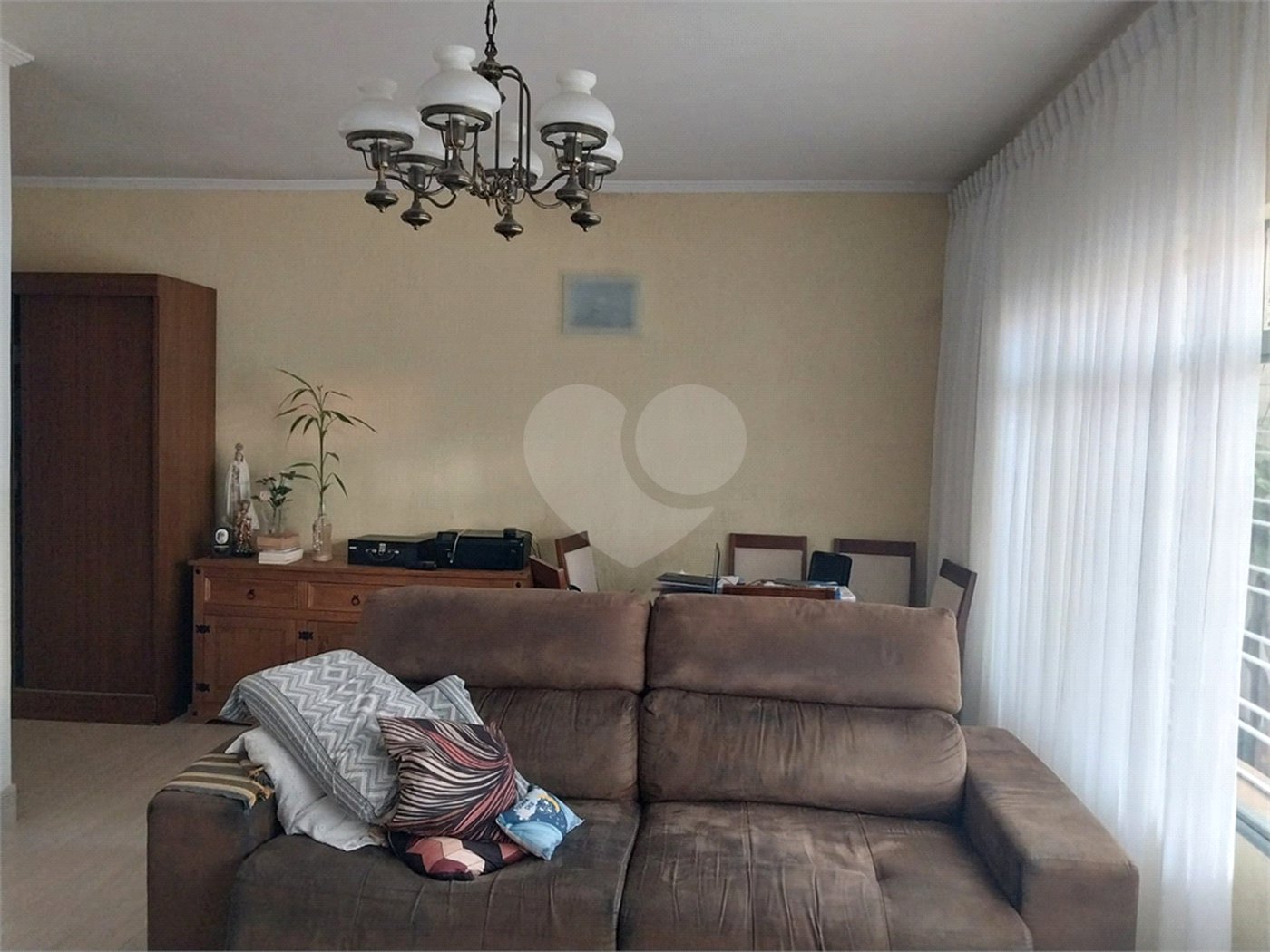Casa à venda com 3 quartos, sendo 2 suítes, em Tremembé, São Paulo, SP