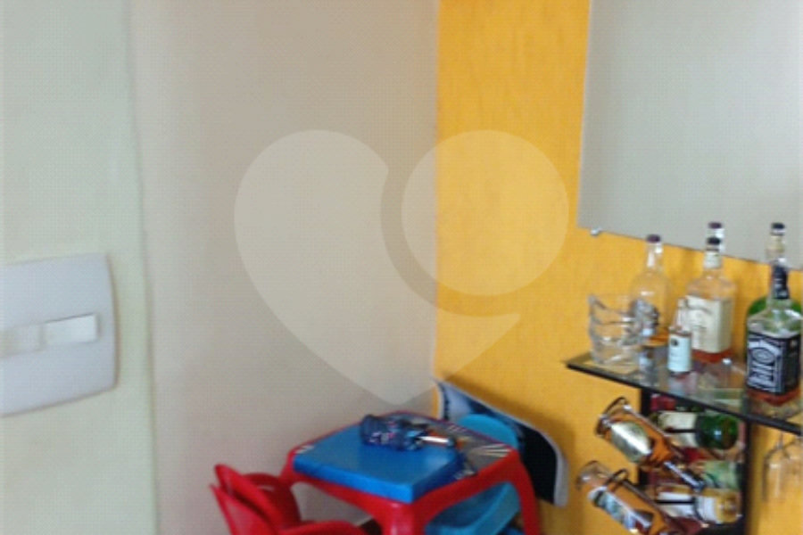 Casa de Vila à venda com 2 quartos, sendo 1 suíte, em Bom Retiro, São Paulo, SP