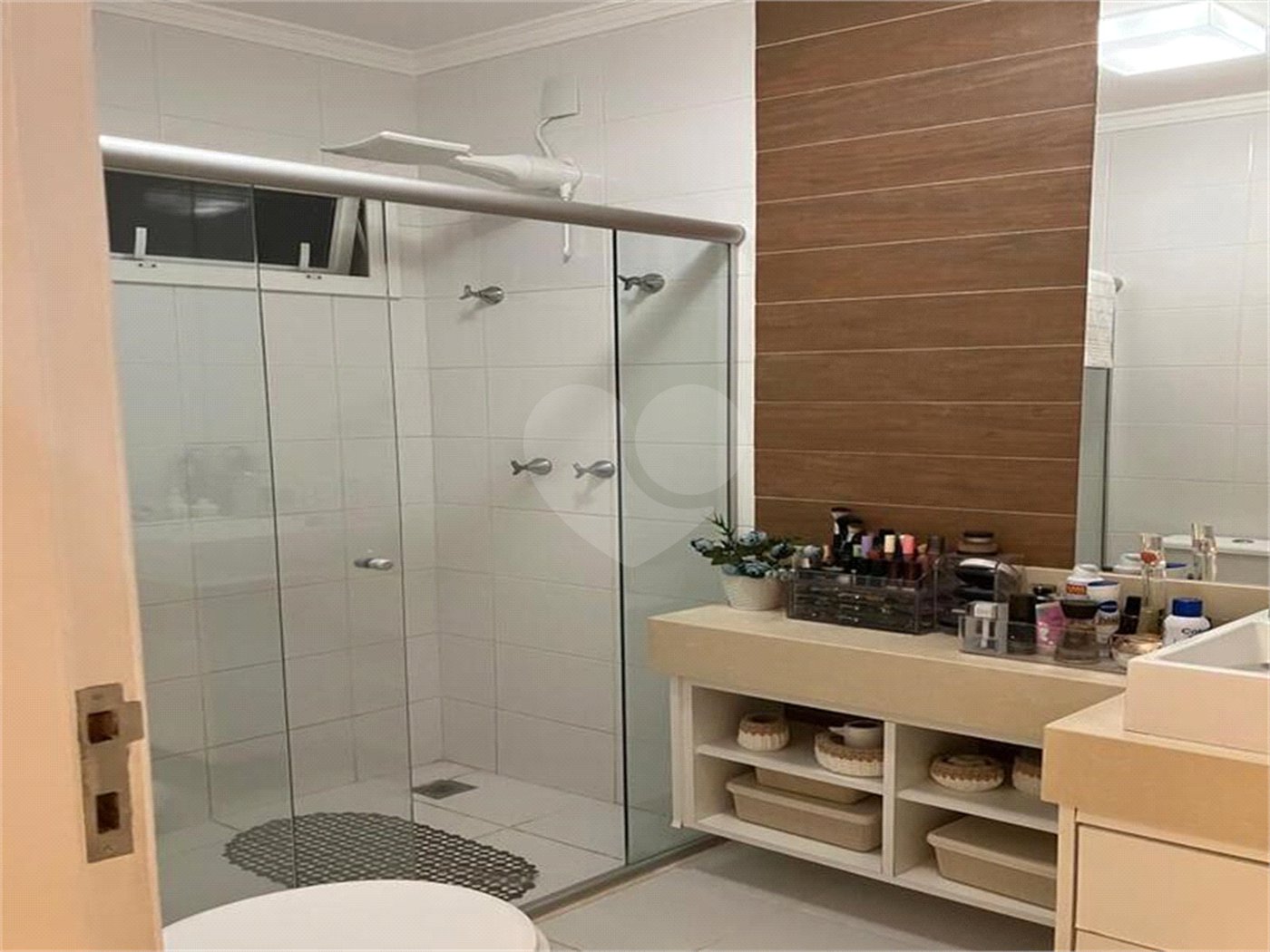 Casa à venda com 3 suítes no condomínio Maison Blanche, Indaiatuba - SP