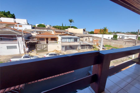Casa à venda com 5 quartos, sendo 1 suíte, em Santa Claudina, Vinhedo, SP