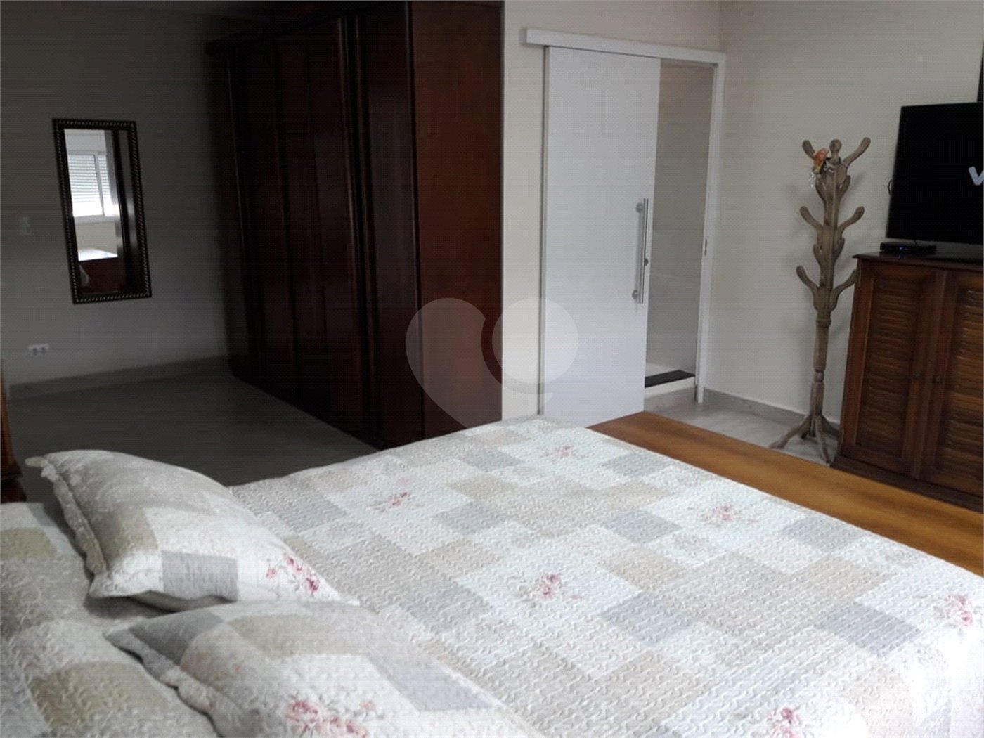Casa à venda com 3 quartos, sendo 2 suítes, em Sé, São Paulo, SP