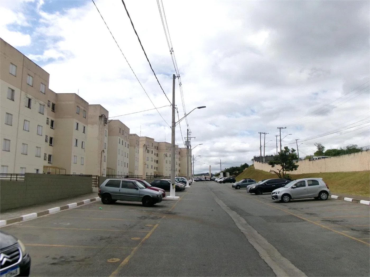 Apartamento à venda com 2 quartos em Jardim Arco-íris, Cotia, SP