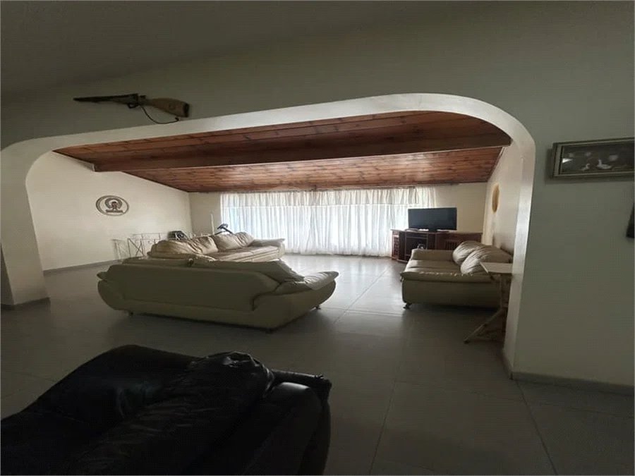 Sítio à venda com 5 quartos, sendo 2 suítes,  em Marmeleiro, São Roque, SP