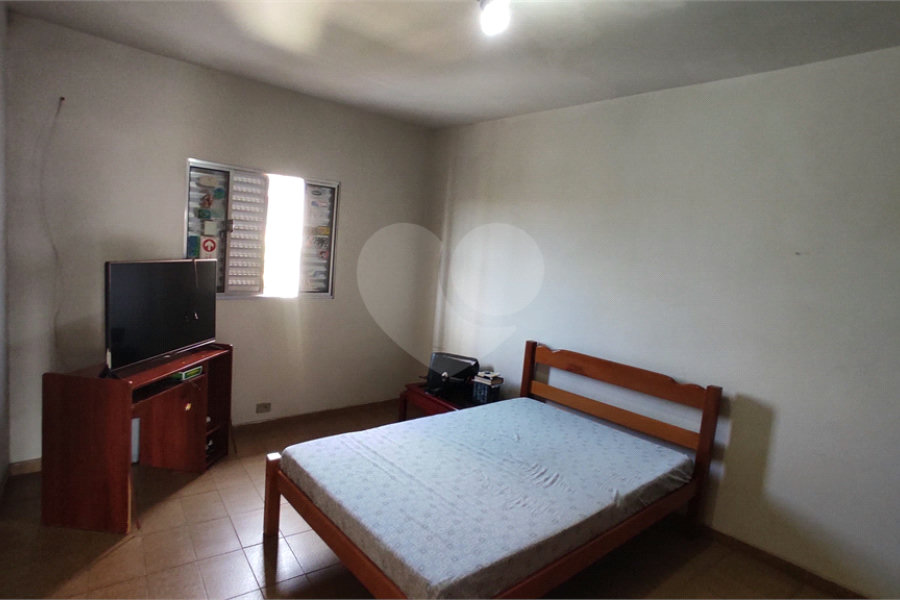 Sobrado à venda com 3 quartos, sendo 1 suíte, em Tremembé, São Paulo, SP