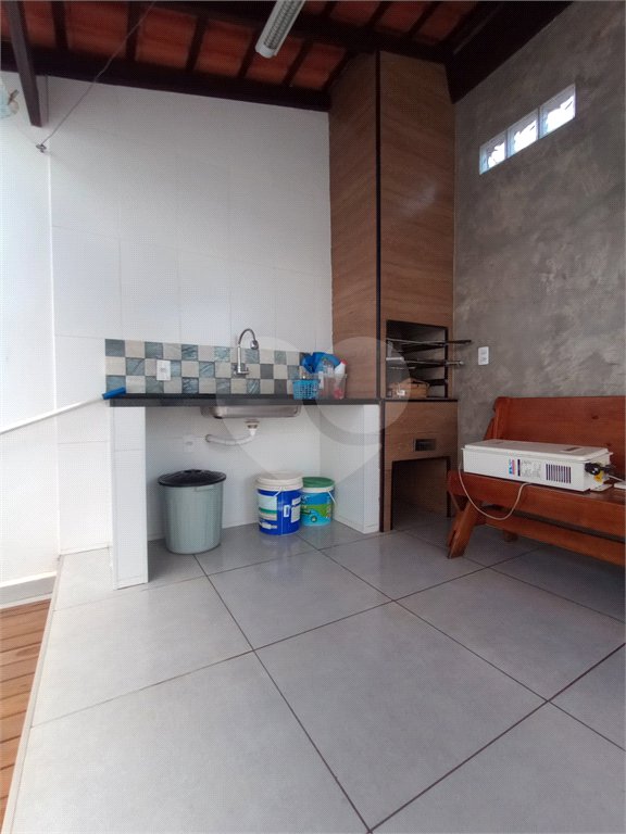 Sobrado à venda com 2 quartos, sendo 1 suíte, em Vila Vendramini, Itapetininga, SP
