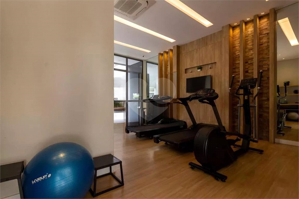 Apartamento à venda com 3 quartos, sendo 1 suíte, em Pinheiros, São Paulo, SP