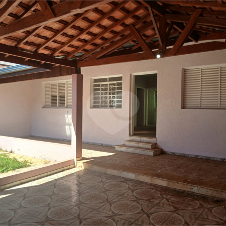 Casa à venda com 2 quartos, sendo 1 suíte, em Jardim Alvorada, Itapetininga, SP