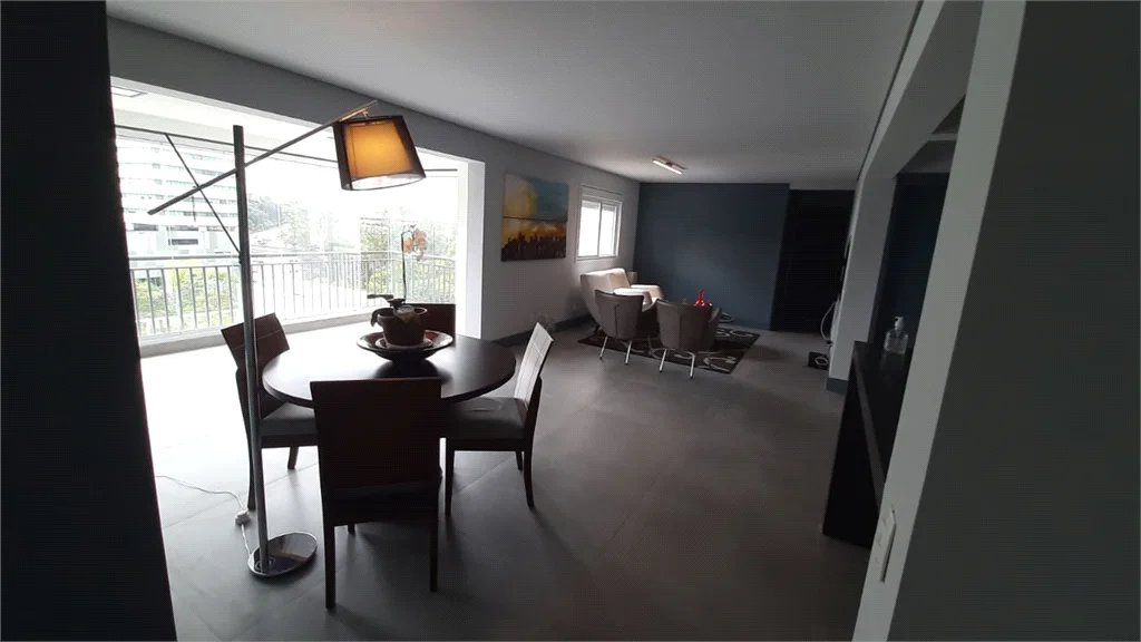 Apartamento à venda com 2 suítes em Jardim Caboré, São Paulo, SP
