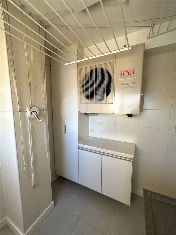 Apartamento à venda com 2 suítes em Vila Lúcia Elvira, São Paulo, SP