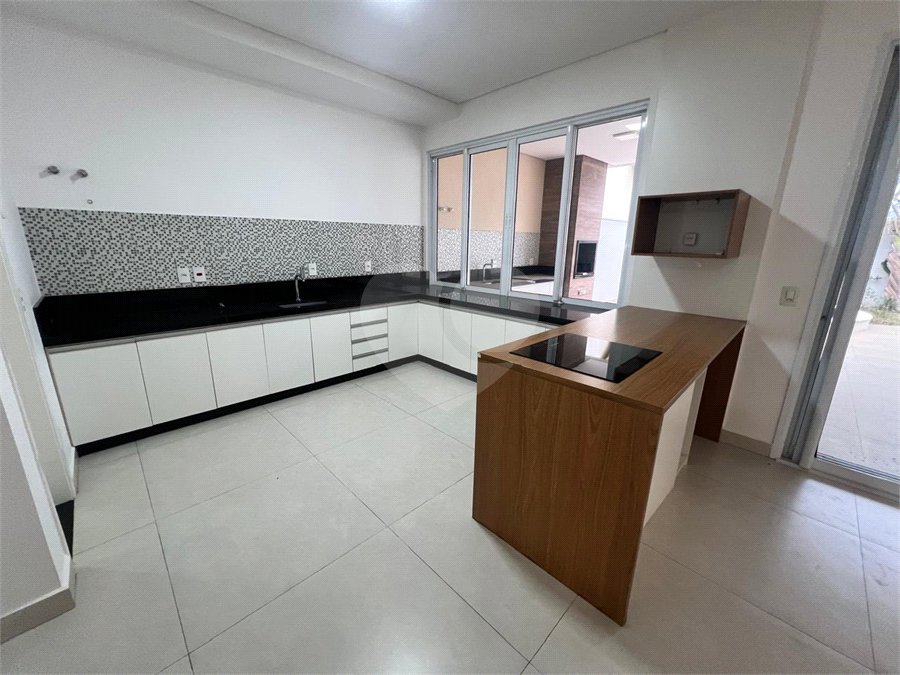 Casa para alugar com 4 suítes no condomínio Sunset, Sorocaba - SP