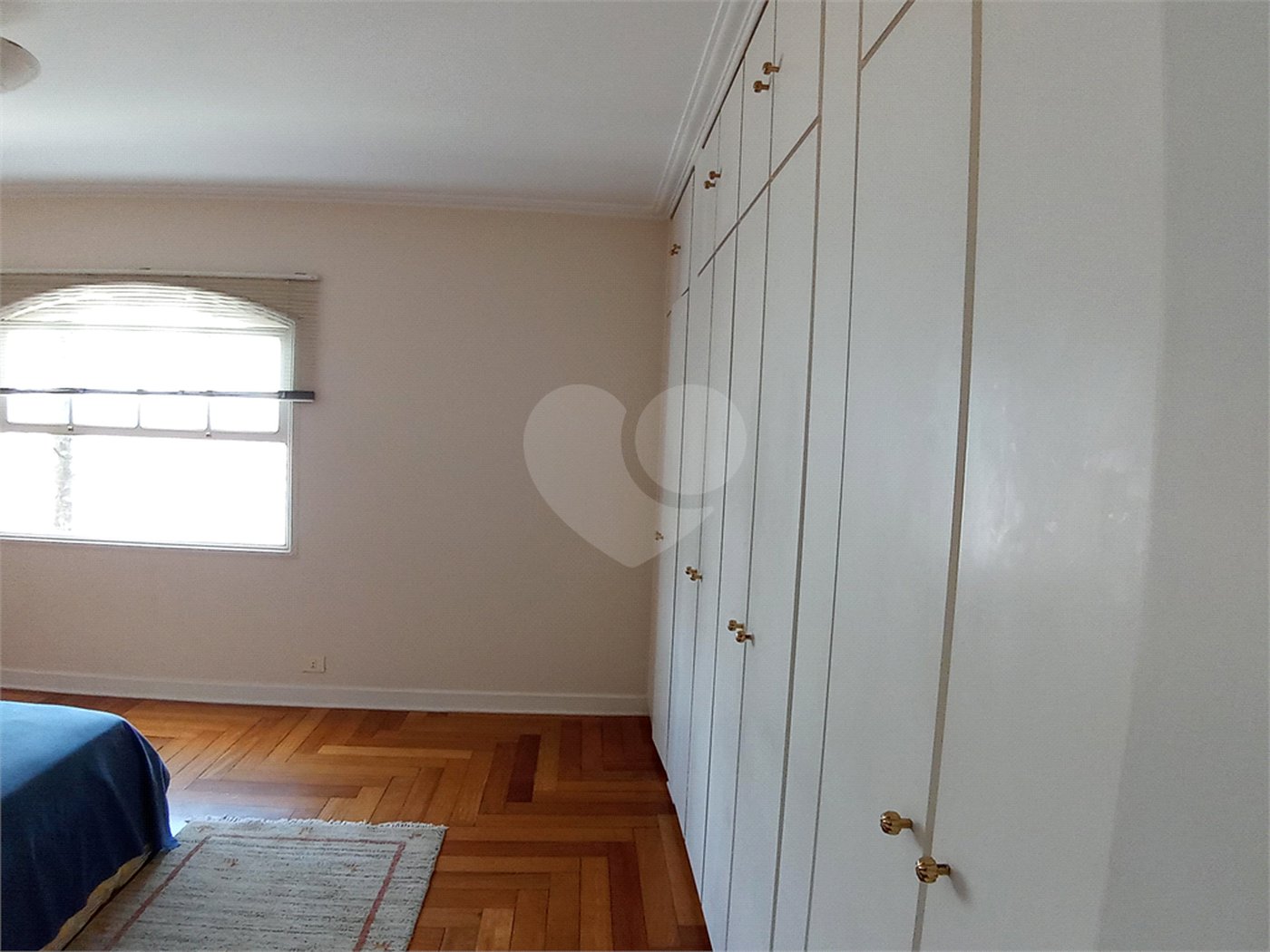 Sobrado à venda com 5 quartos, sendo 3 suítes,  em Jardim São Bento, São Paulo, SP