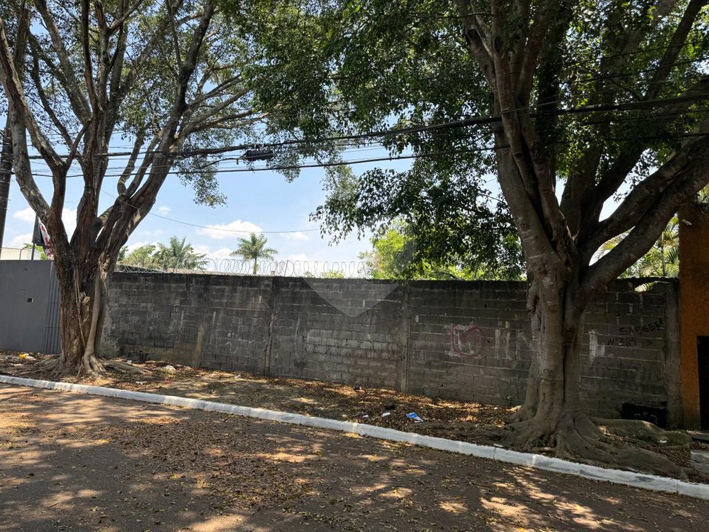 Terreno à venda em Interlagos, São Paulo, SP
