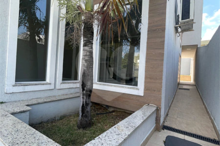 Casa à venda com 3 quartos, sendo 1 suíte, no condomínio Residencial Green Ville, Rio de Janeiro - RJ
