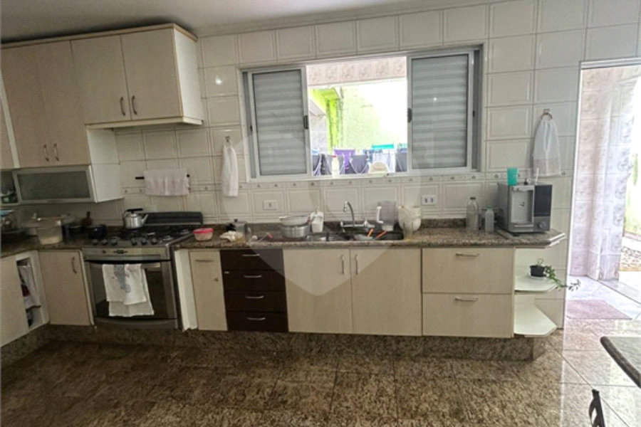 Sobrado à venda com 3 quartos, sendo 1 suíte, em Vila Nova Cachoeirinha, São Paulo, SP