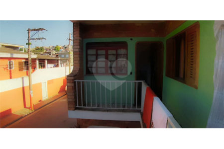Sobrado à venda com 2 suítes em Vila Dalva, São Paulo, SP