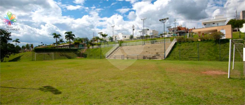 Terreno à venda no condomínio Central Parque, Salto - SP