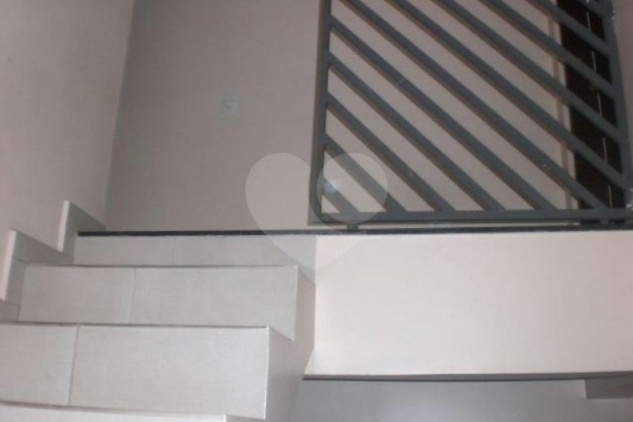Sobrado à venda com 3 quartos, sendo 1 suíte, em Jardim Peri, São Paulo, SP