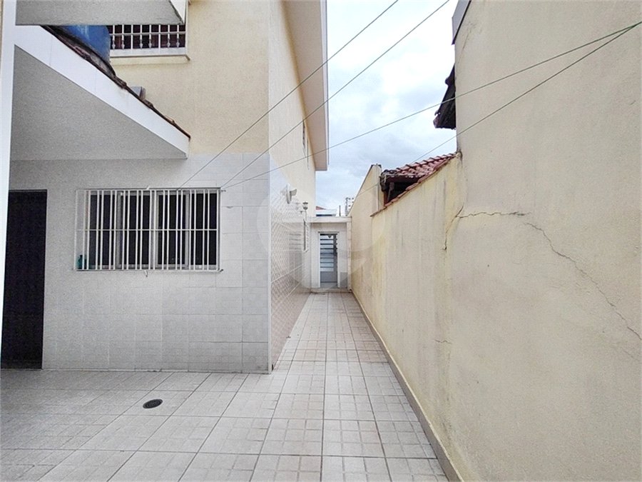 Sobrado à venda com 2 quartos em Parque Vitória, São Paulo, SP