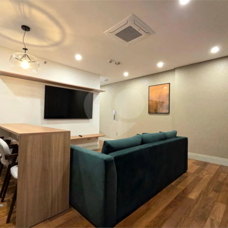 Apartamento à venda ou para alugar com 2 quartos, sendo 1 suíte, em Vila Olímpia, São Paulo, SP