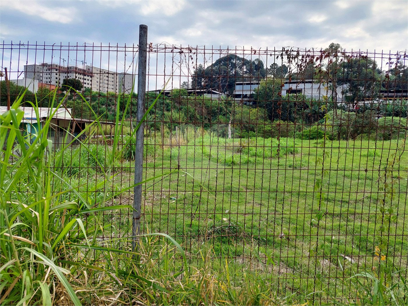 Terreno à venda em Jardim Gilda Maria, São Paulo, SP