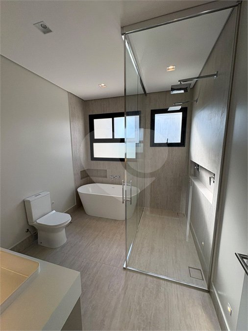 Casa à venda com 4 suítes no condomínio Villa Borghese, Indaiatuba - SP