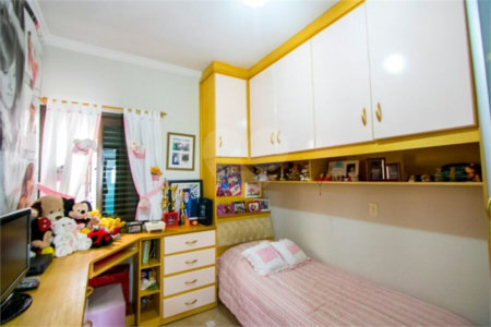 Apartamento à venda com 3 quartos, sendo 1 suíte, em Vila Assunção, Santo André, SP