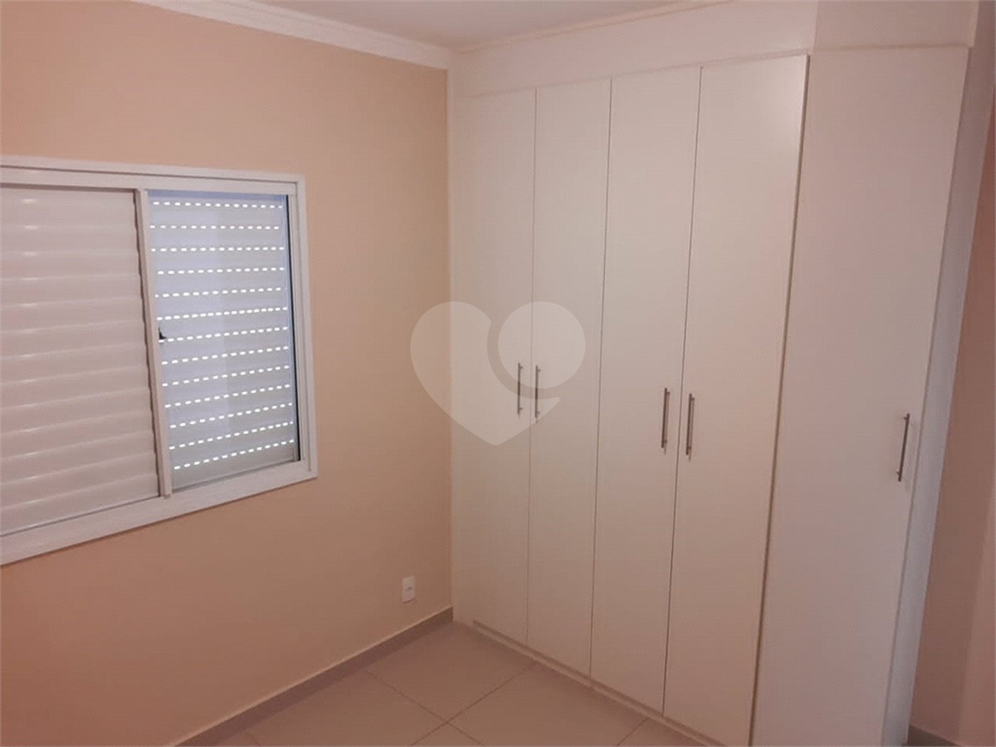 Apartamento à venda com 2 quartos, sendo 1 suíte, em Jardim Maria José, Votorantim, SP