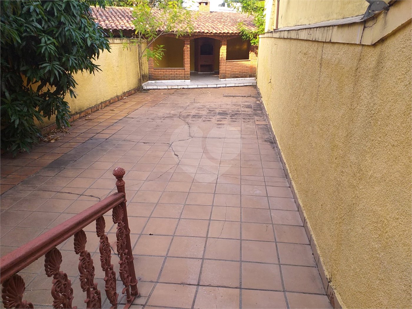 Sobrado à venda com 4 quartos, sendo 1 suíte, em Horto, São Paulo, SP