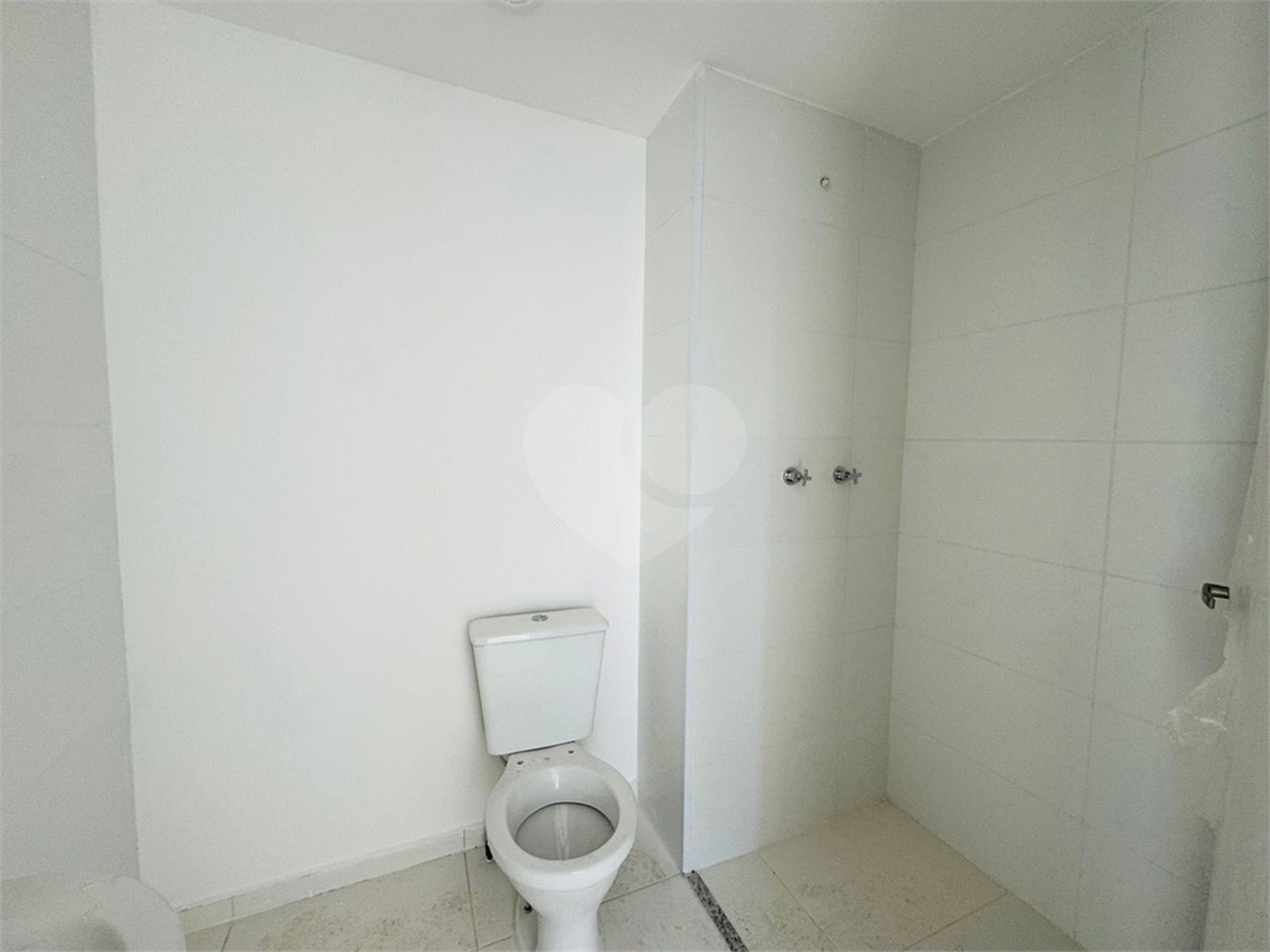 Apartamento à venda com 2 quartos, sendo 1 suíte, em Vila Rosália, Guarulhos, SP