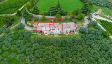 Casa multifamiliar à venda em Verona, Itália – 3 unidades e 12.000 m²