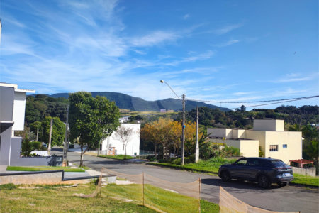 Terreno à venda no condomínio Quinta dos Lagos, Jundiaí - SP