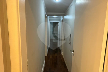 Apartamento à venda com 3 suítes em Vila Suzana, São Paulo, SP