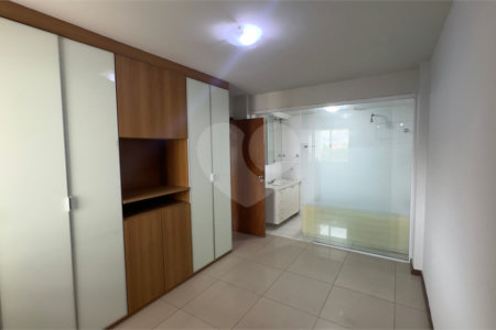 Cobertura à venda com 3 quartos, sendo 1 suíte,  em Tijuca, Rio de Janeiro, RJ