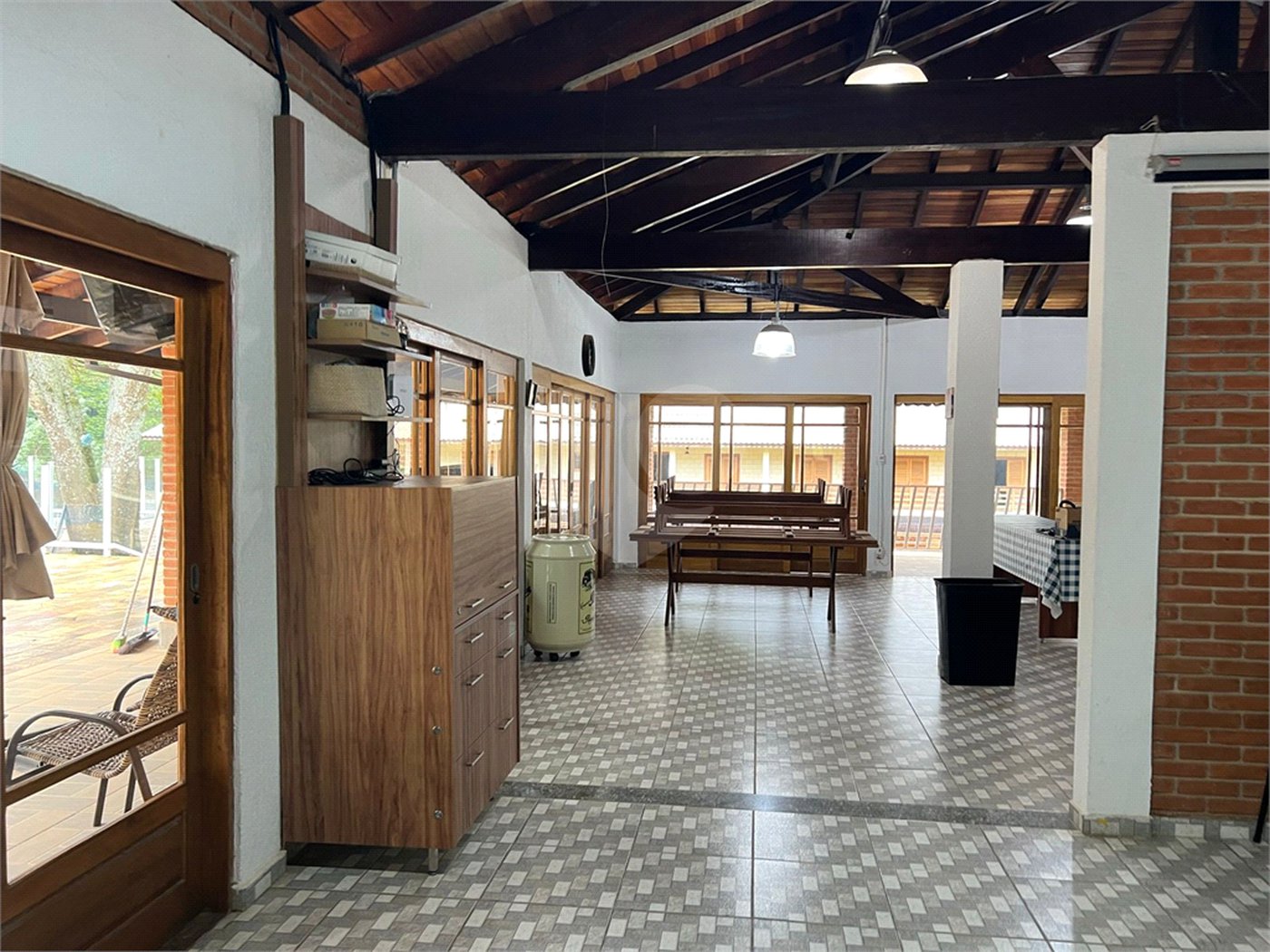 Chácara à venda com 10 quartos, sendo 16 suítes, em Chácaras do Pinhal (pinhal), Cabreúva, SP