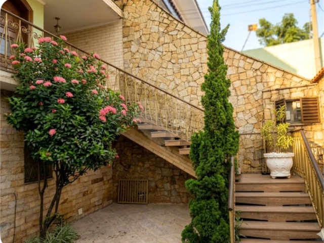 Casa à venda com 3 quartos, sendo 1 suíte,  em Vila Guilherme, São Paulo, SP