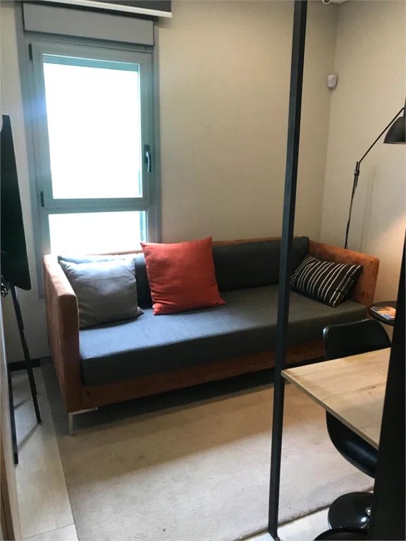 Apartamento à venda com 2 quartos, sendo 1 suíte, em Jardim das Acácias, São Paulo, SP