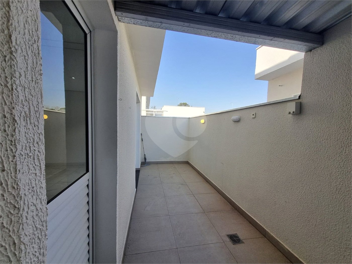 Casa à venda com 3 quartos, sendo 1 suíte, no condomínio Residencial Américo Figueiredo, Sorocaba - SP