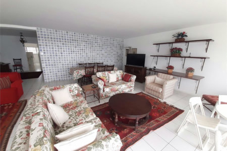 Apartamento Residencial à venda, Pitangueiras, Guarujá - AP0163.