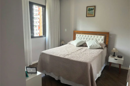 Apartamento à venda com 4 quartos, sendo 1 suíte,  em Vila Andrade, São Paulo, SP